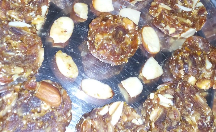 DATE AND NUT ROLLS